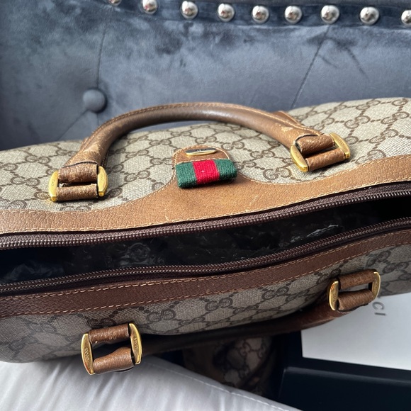 Reposhing authentic Gucci loved it but ready to rotate. - Picture 10 of 15